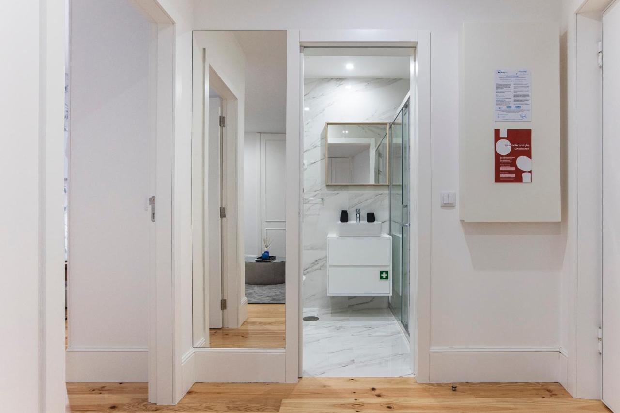 Elegant Downtown 1Br Flat W/ Ac By Lovelystay Porto Exterior foto