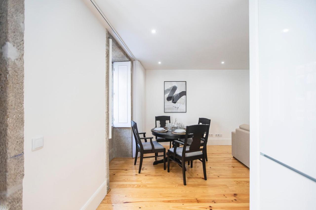 Elegant Downtown 1Br Flat W/ Ac By Lovelystay Porto Exterior foto